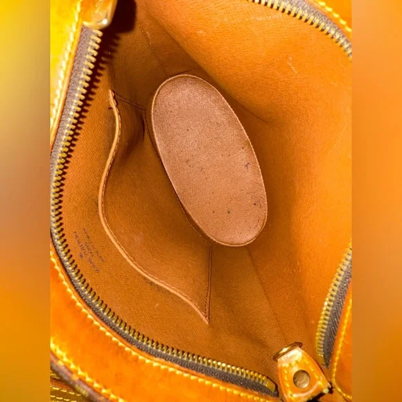 💎✨AUTHENTIC✨💎Louis Vuitton Drouot Shoulder bag - Picture 9 of 16